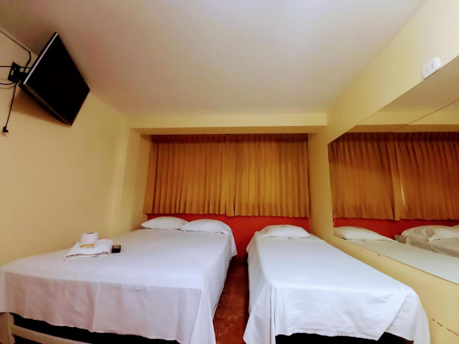 Hotel Humboldt Chiclayo Exterior photo
